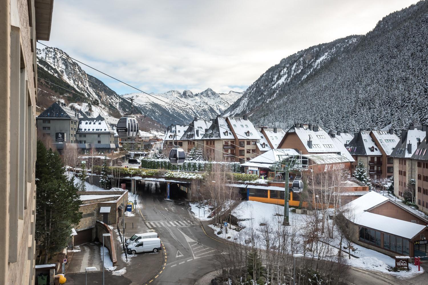 Sauts By Totiaran Lägenhet Baqueira Beret Exteriör bild